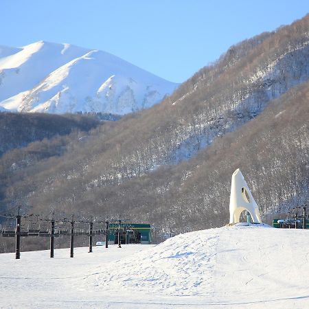 Hakuba Tsugaike Sunrise Tanne Hotel Otari Екстериор снимка