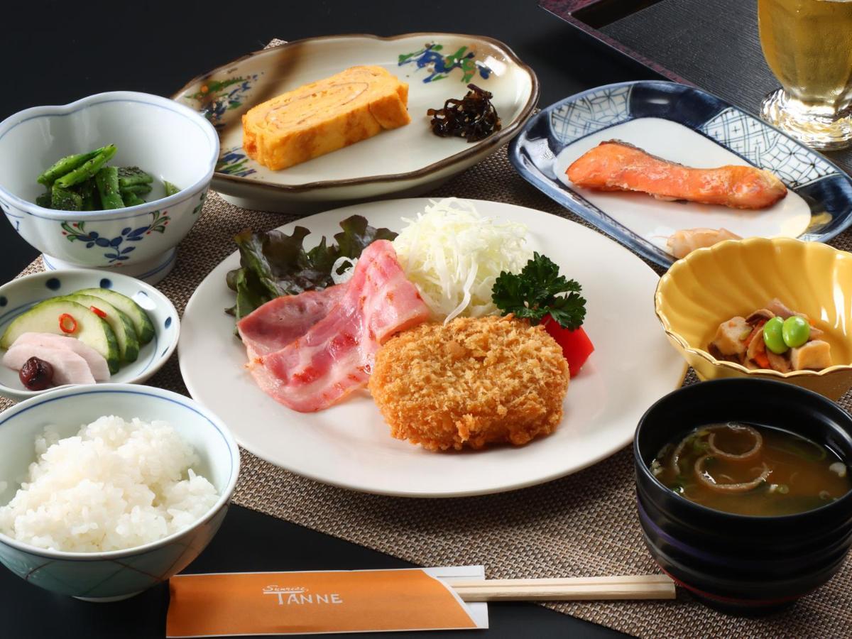 Hakuba Tsugaike Sunrise Tanne Hotel Otari Екстериор снимка