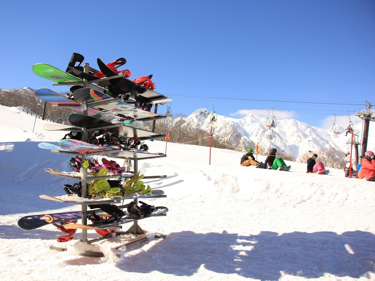 Hakuba Tsugaike Sunrise Tanne Hotel Otari Екстериор снимка
